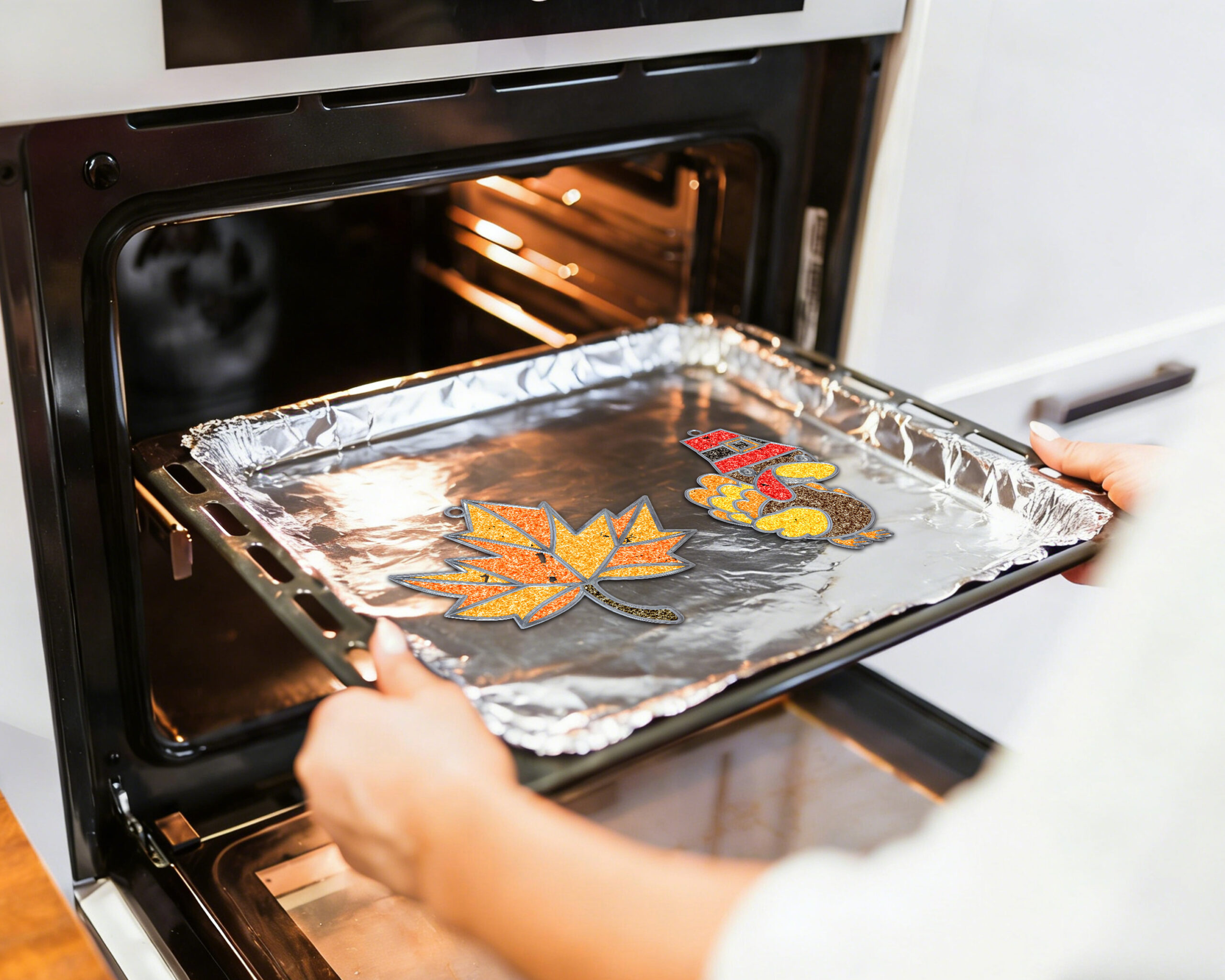 Harvest Festival-Oven Bakery DIY Suncatcher-Harvest Maple Leaf - 图片 3
